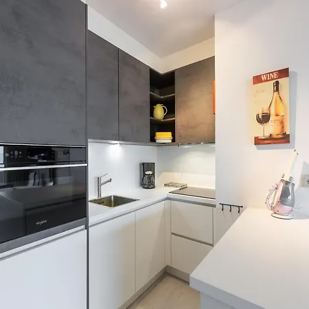 公寓 With Spacious Living